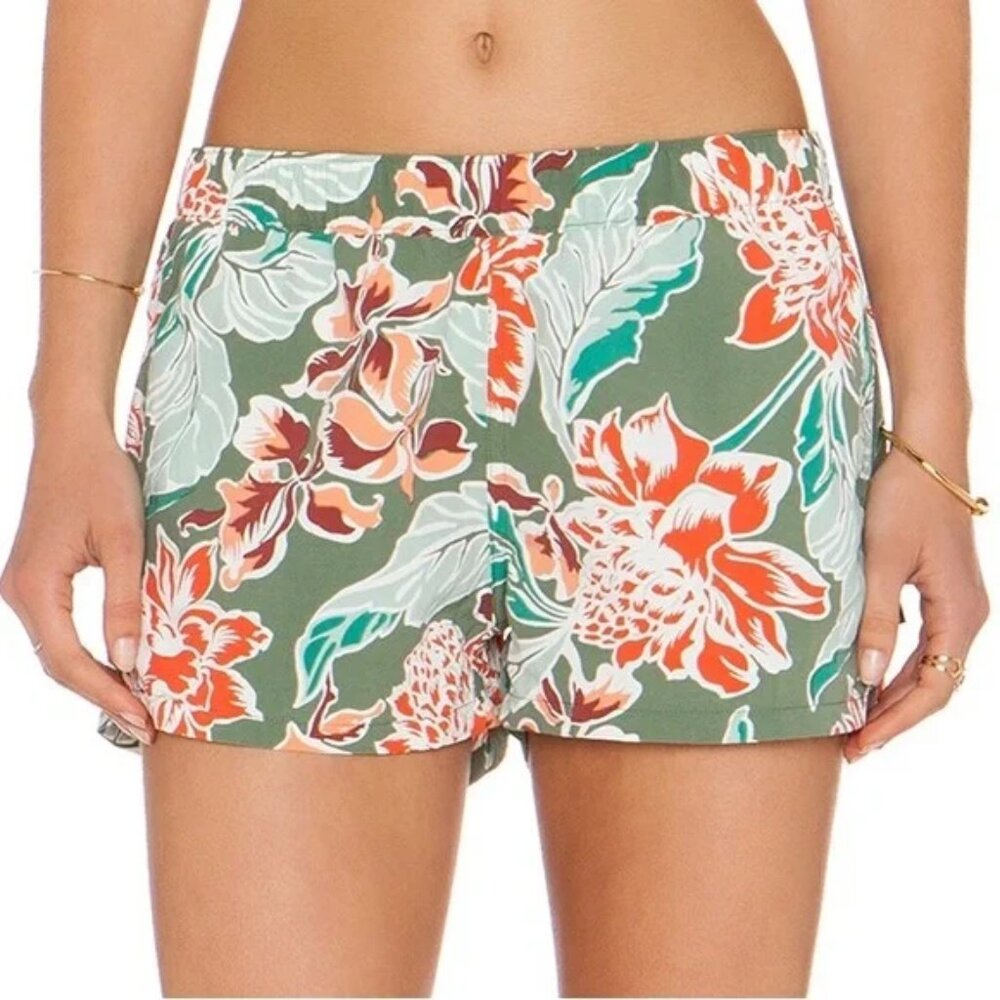 Patagonia Barely Baggies Shorts Womens Size Medium 2" Inseam Manoa Camp Green